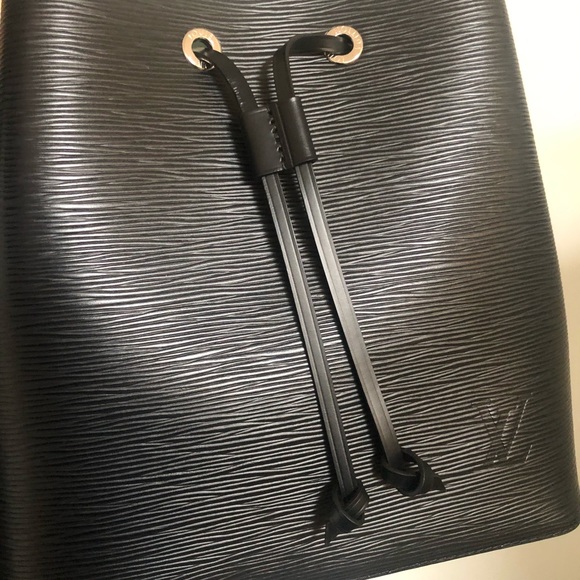 LV NeoNeo MM - Picture 2 of 11